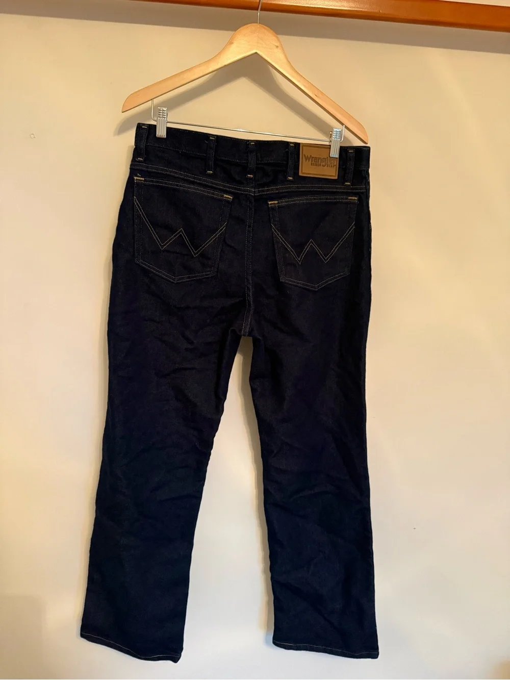 Wrangler - Rugged Wear Dark Wash Straight Leg Jeans - Classic Indigo 💙